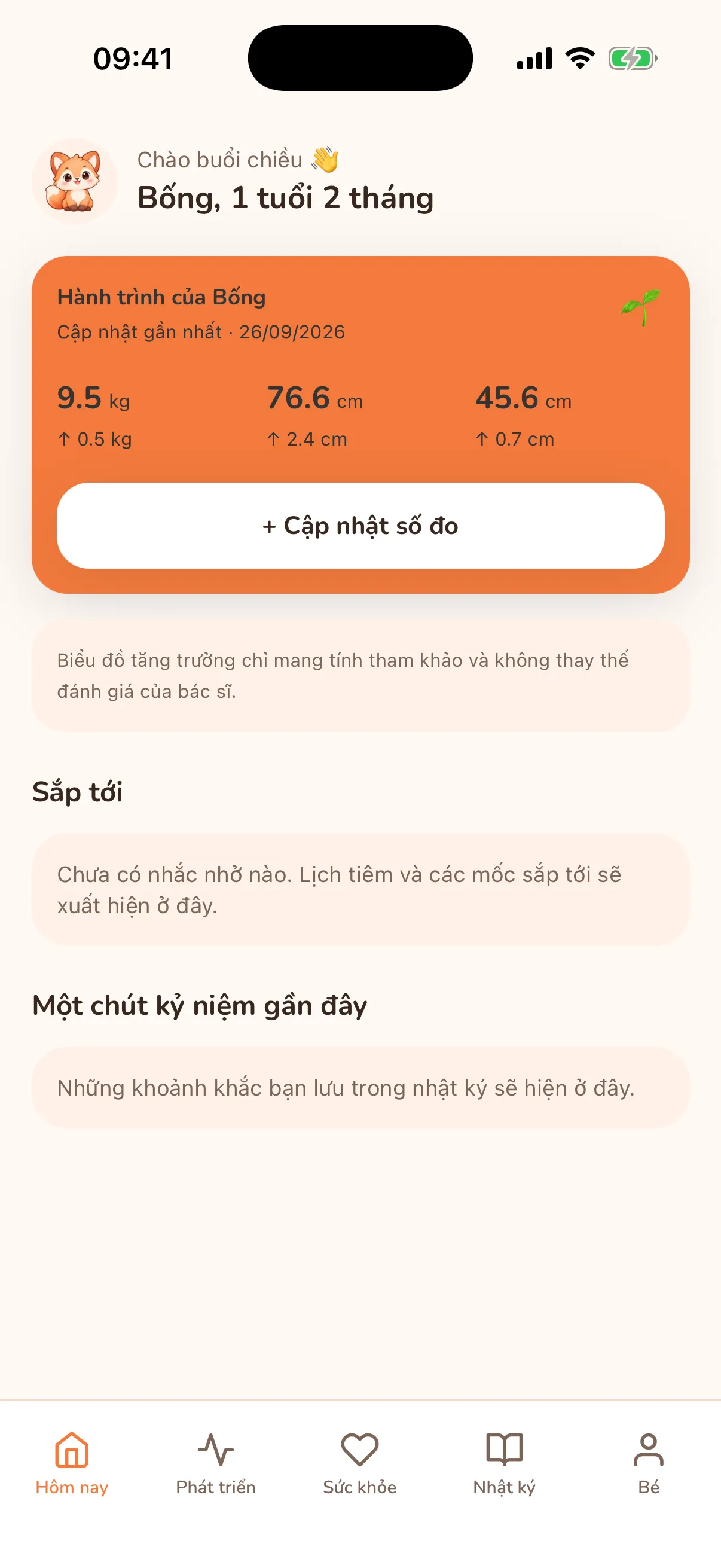 Màn hình Hôm nay của Foxy với tuổi của bé và cân nặng, chiều cao, vòng đầu mới nhất.